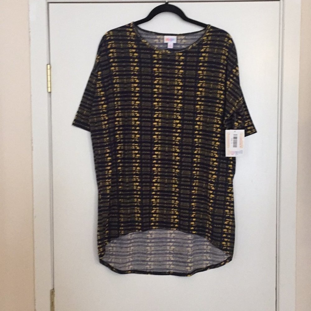 S LuLaRoe Irma‎ Top B05 1768